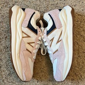 New Balance Women's 57/40 in Stone Pink with Sea Salt